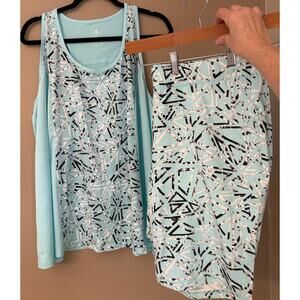 Women Size 22/24 Stretchable Active Tank Top & Shorts Blue Black White NWOT